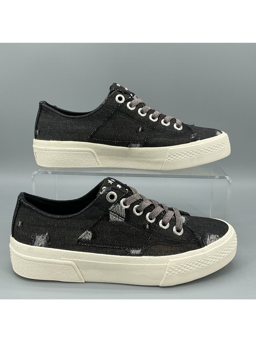 NEW Blowfish Malibu Women’s Walk on Sneakers Black Size 7M